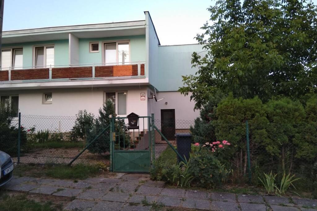 Hannah - Relax Dom Pod Orechom I4 Travnica Exterior photo